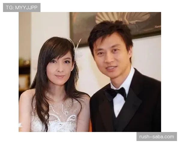袁悦那朋友圈真是现实版贵妇圈，随手一发就是度假豪宅照，你说普通人咋跟？